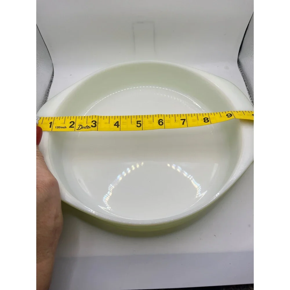 Pyrex Mixing Bowl Avocado‎ Green  2.5 Quart Vintage